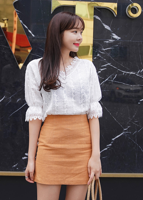 Áo Blouse Tay Bồng Viền Ren Freesize