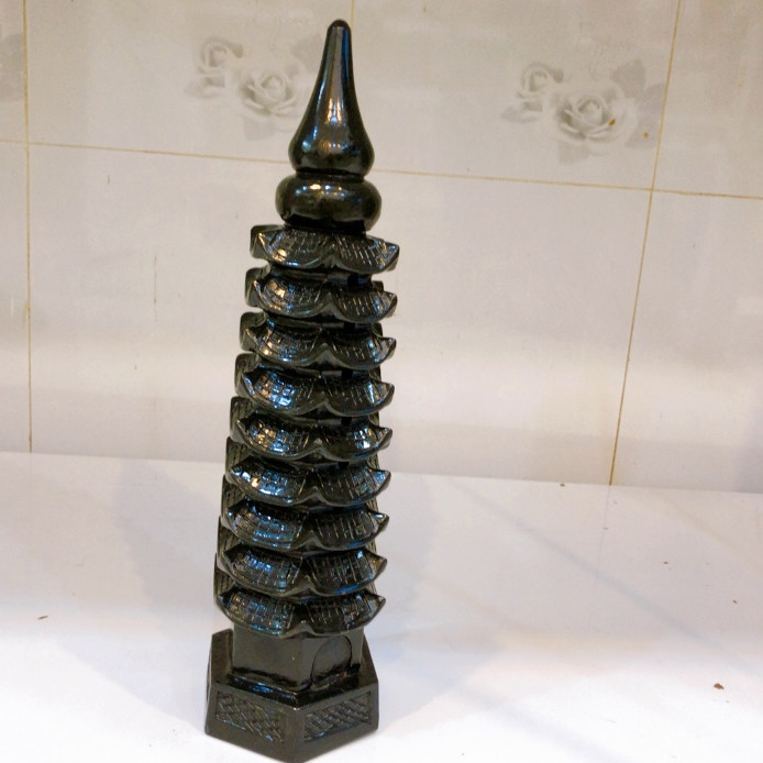 Tháp văn xương đen 9 tầng đá tự nhiên canxite cao 35 cm đường kính 11cm