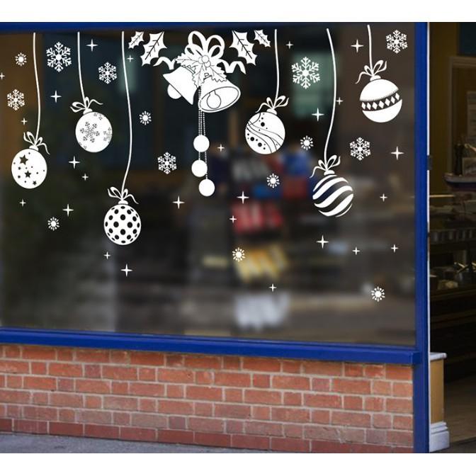 Decal trang trí noel chùm chuông và trái châu
