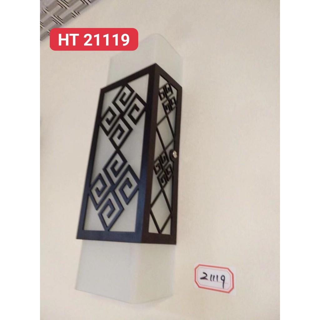 Đèn tường hắt hình chữ nhật hai đầu, chao thủy tinh cao cấp HT21
