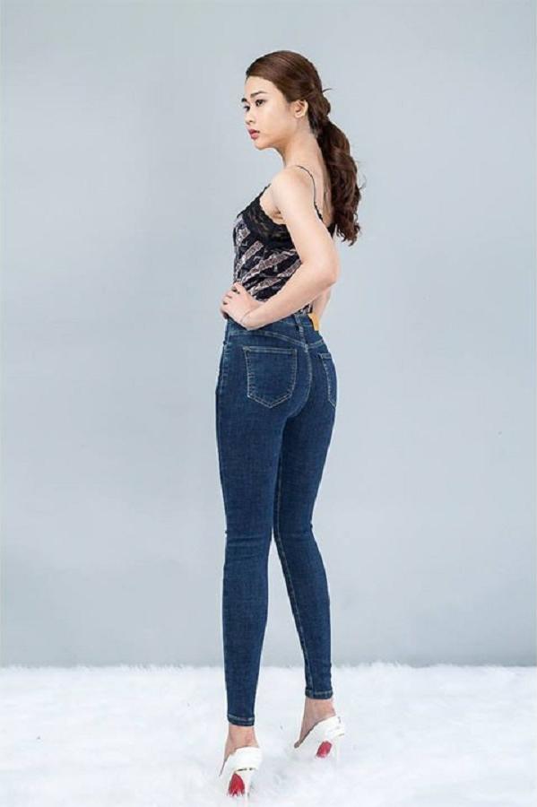 Quần Jean Nữ Màu Xanh Đen