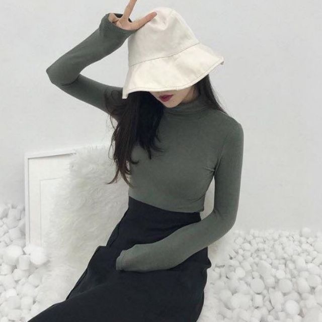Áo thun body cổ 3 phân tay dài chất thun lụa mặc mát