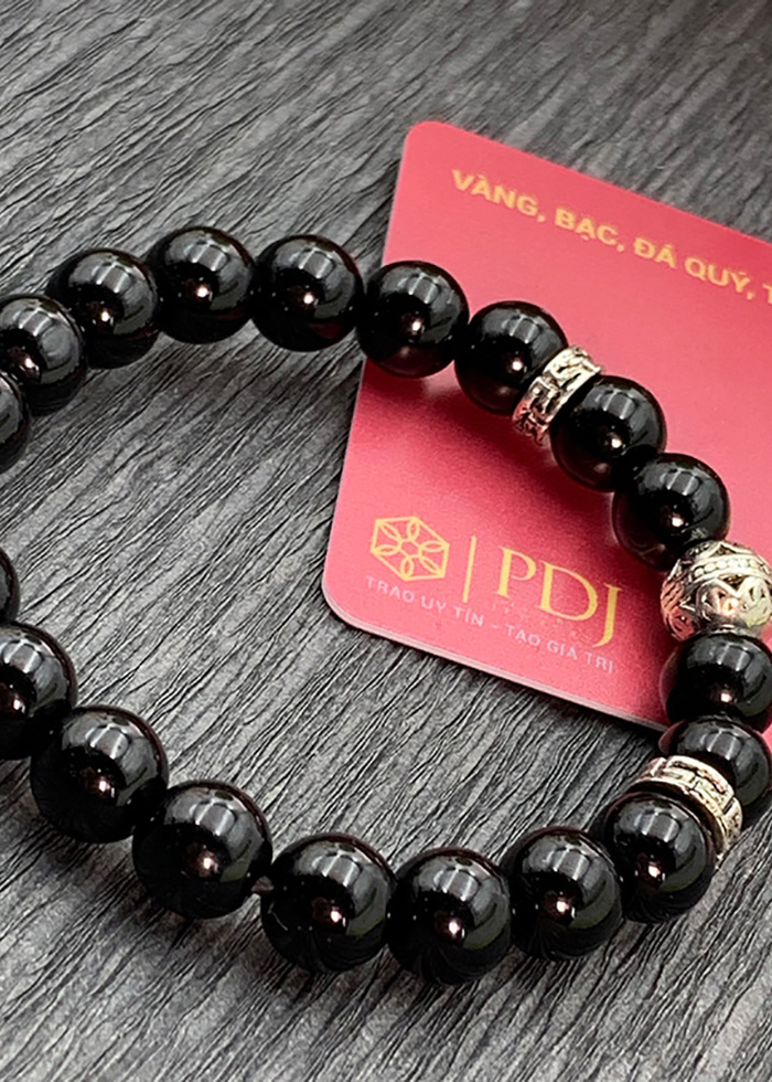 Vòng Đá Thạch Anh Đen 8 Ly Charm Bi Bạc Thái