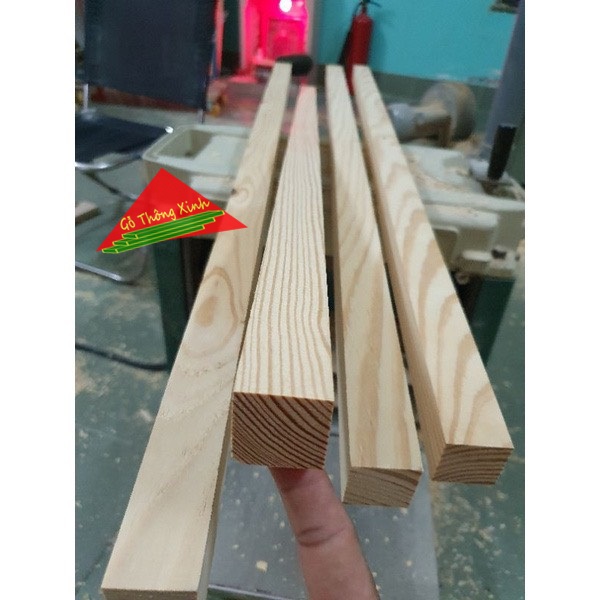 Bó 4 thanh gỗ thông vuông 3x3cm dài 1m2 đã bào láng đẹp 4 mặt dùng làm khung sườn, mô hình, trang trí