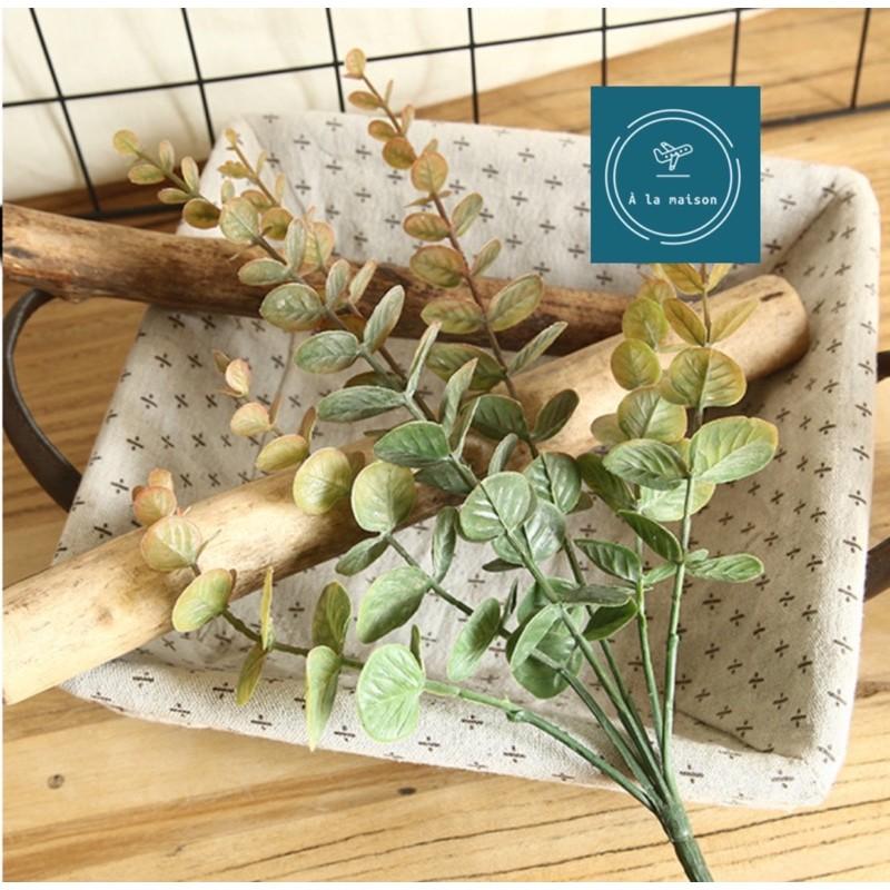 Cành lá decor - Cụm khuynh diệp nhân tạo 37cm, hoa lụa cao cấp, hoa cô dâu