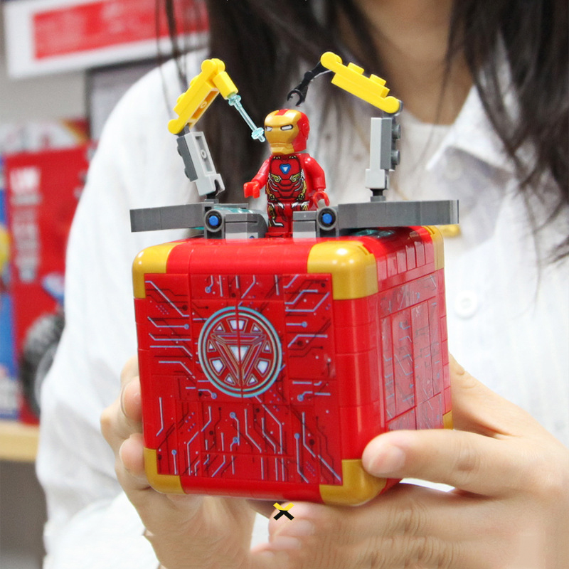 Đồ Chơi Lắp Ghép Xếp Hình Chiếc Hộp Bí Ẩn Thế Giới MineCráft, IrọnMan,SuperMariọ World Mystery Box Với 500+ Mảnh Ghép