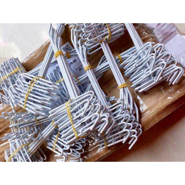 Móc sắt cài lưới dùng cho tấm lưới sắt treo đồ, phụ kiện điện thoại, decor trang trí shop thời trang