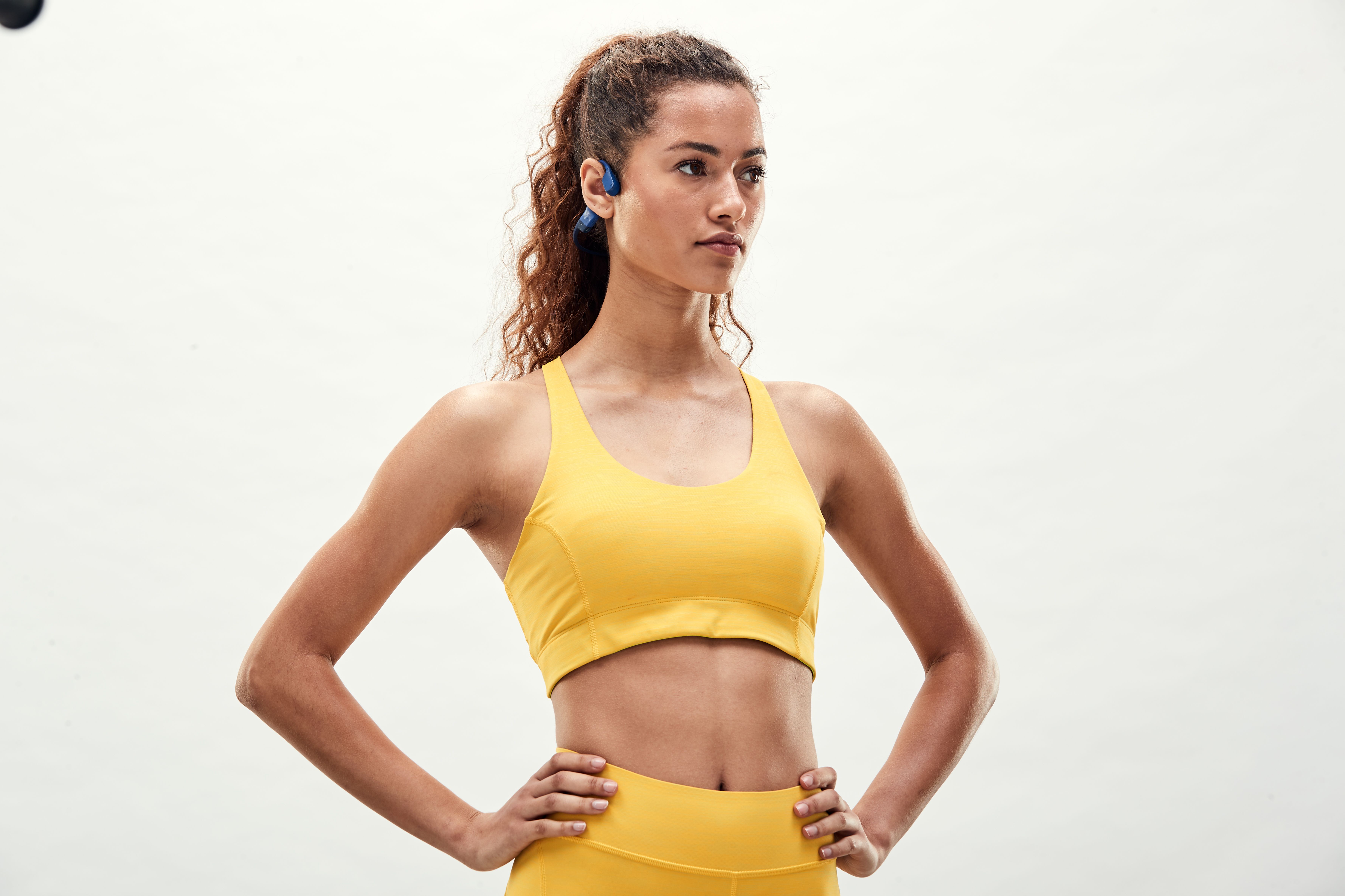 Tai Nghe Bluetooth Thể Thao Truyền Âm Thanh Qua Xương SHOKZ OPEN RUN S803 Màu Xanh Dương - Hàng chính hãng