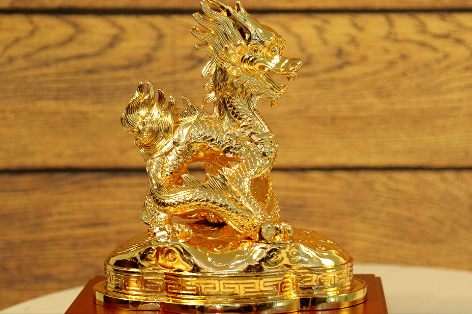 Tượng Rồng phong thủy mạ vàng 24k
