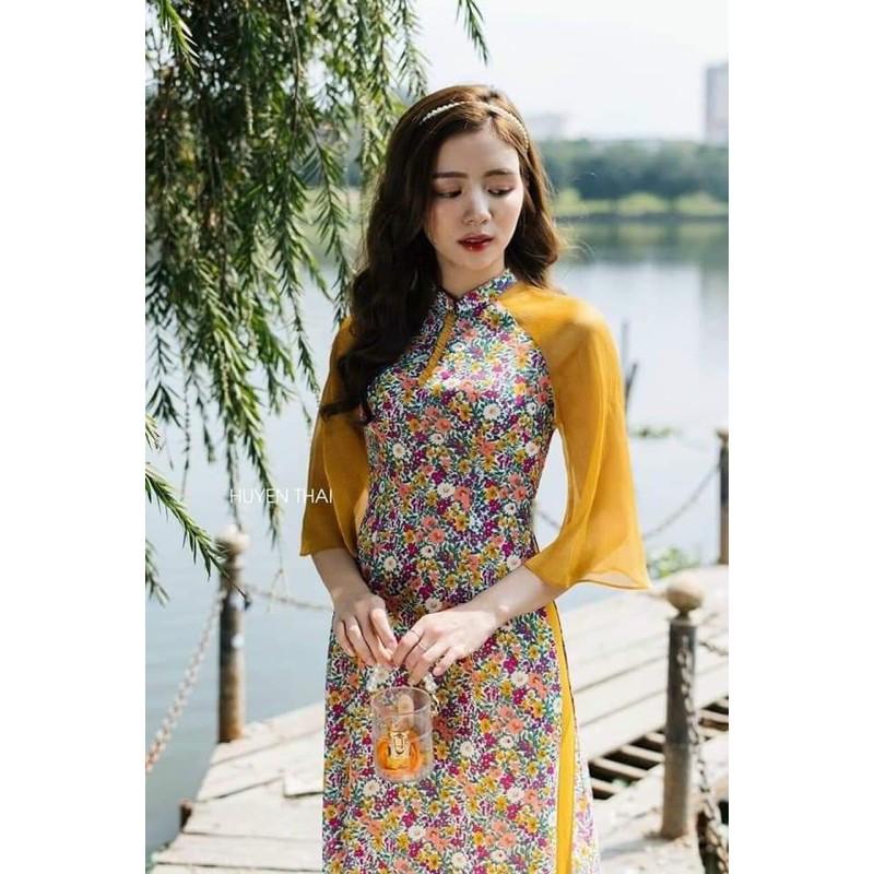 Áo dài hoa nhí tay phối kiểu