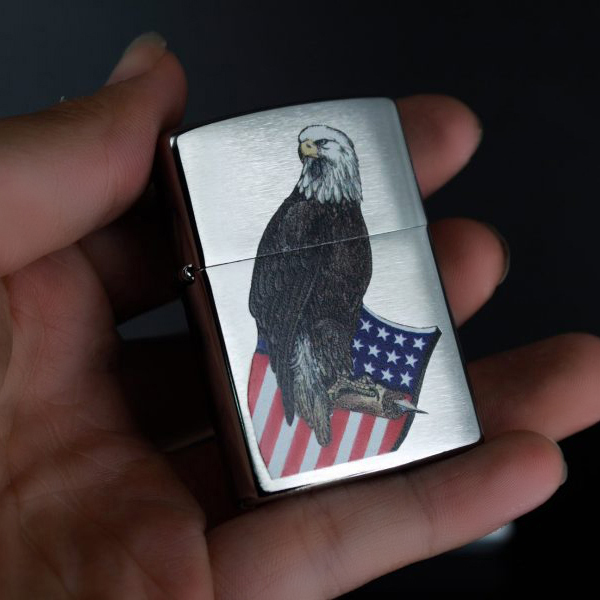 Bật Lửa Zippo 200 Eagle And Shield