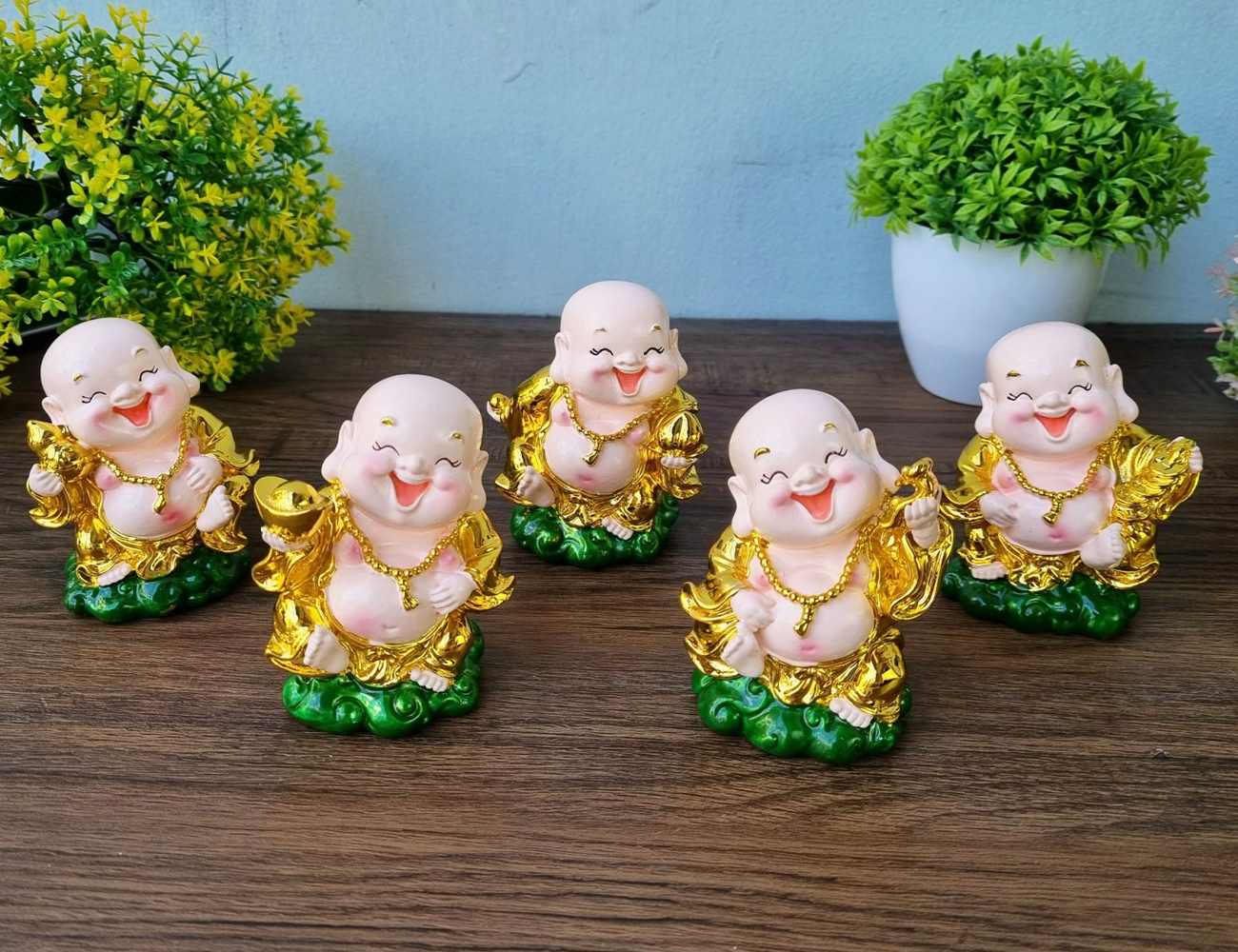 Bộ 05 tượng Di Lặc 9cm xi vàng kèm chân đế tam cấp vuông