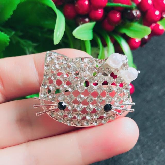 Cài áo mèo Hello Kitty
