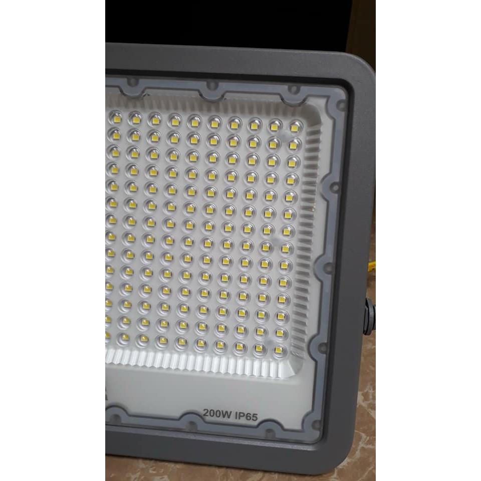 Đèn pha led tổ ong Goodlight cao cấp