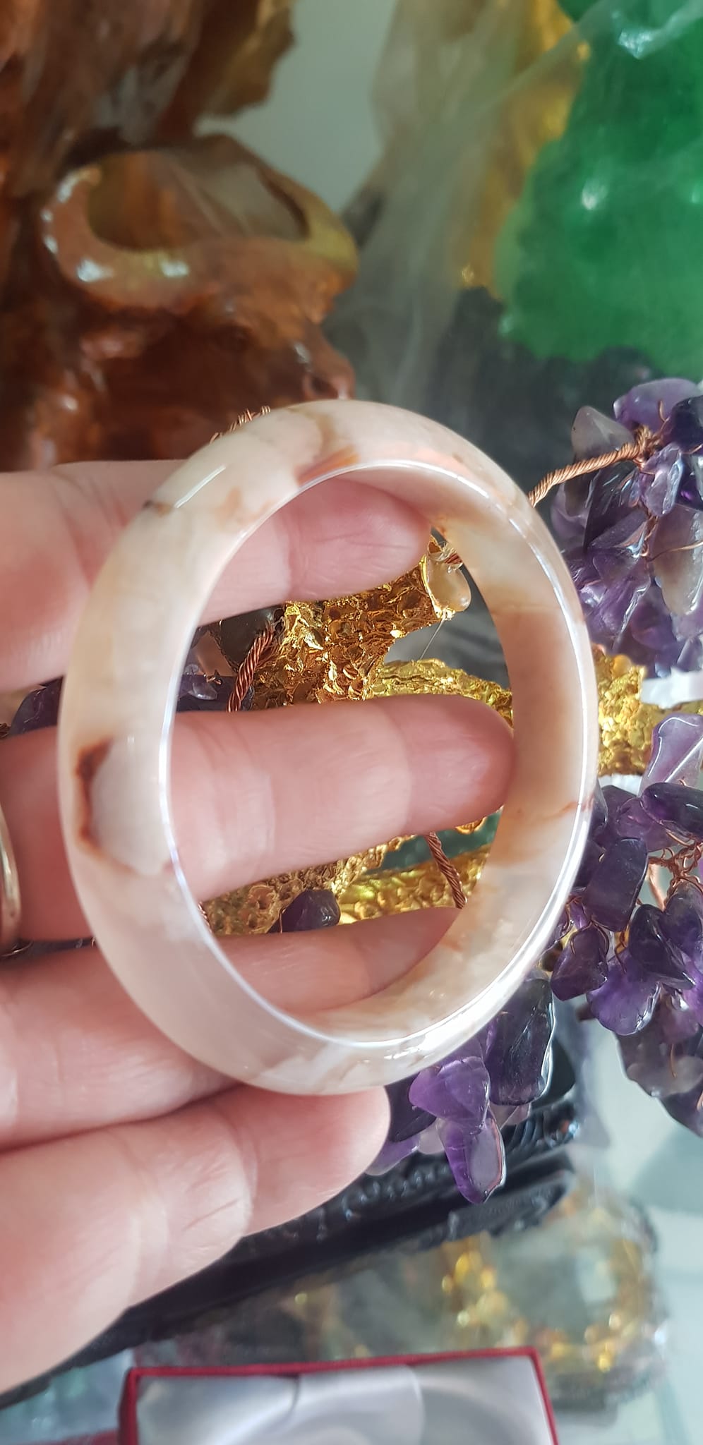 Vòng đeo tay Nữ Bản Hẹ Đá Mã Não Hoa Rau Câu Vòng tay Ni 53mm x Cao 10mm x dầy 7mm bóng đẹp Nữ 50kg - 53kg đeo xinh màu hoa nhẹ nhàng rất xinh xắn ạ