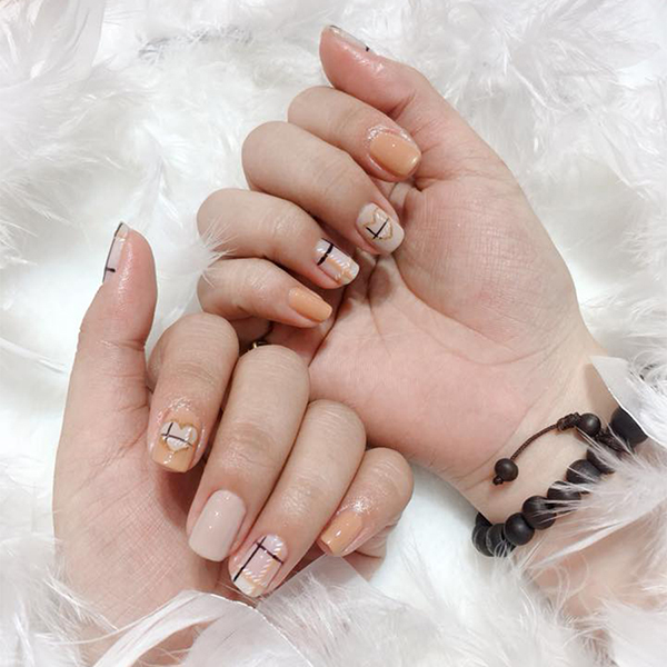 Hình ảnh Combo Cắt Da Tay,  Sơn Gel, Vẽ Đặc Biệt Tại Vietgangz Nails