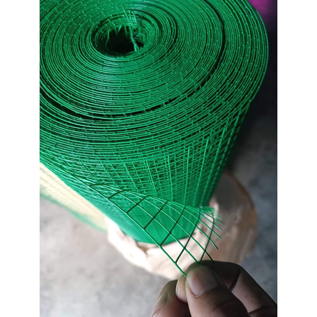 Cuộn lưới sắt bọc nhựa màu xanh ( khổ 1m và 1,2m x dài 30m) Lưới sắt quây chuồng gà ,chuồng vịt vật nuôi