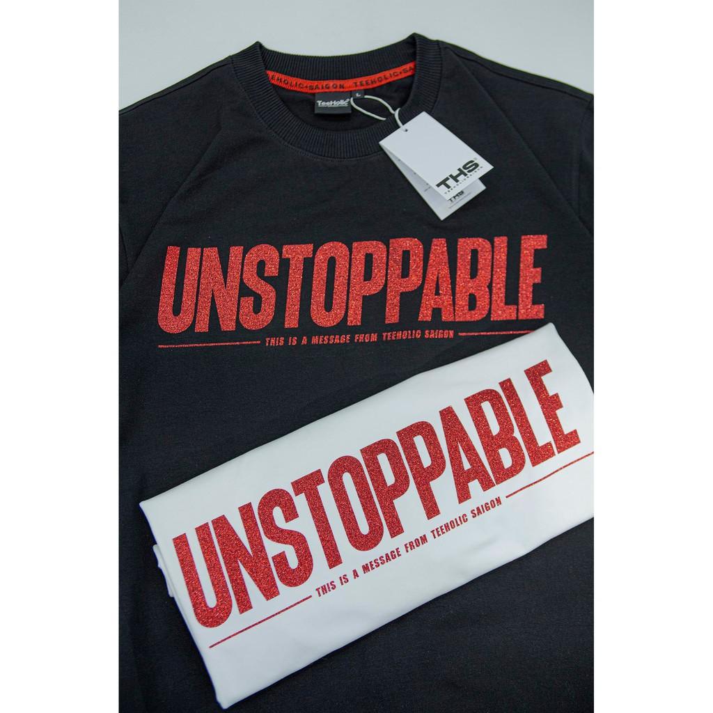 Áo Thun Unisex TeeHolic In Chữ Unstoppaple Nhũ Kim Tuyến THS - Màu Đen Trắng