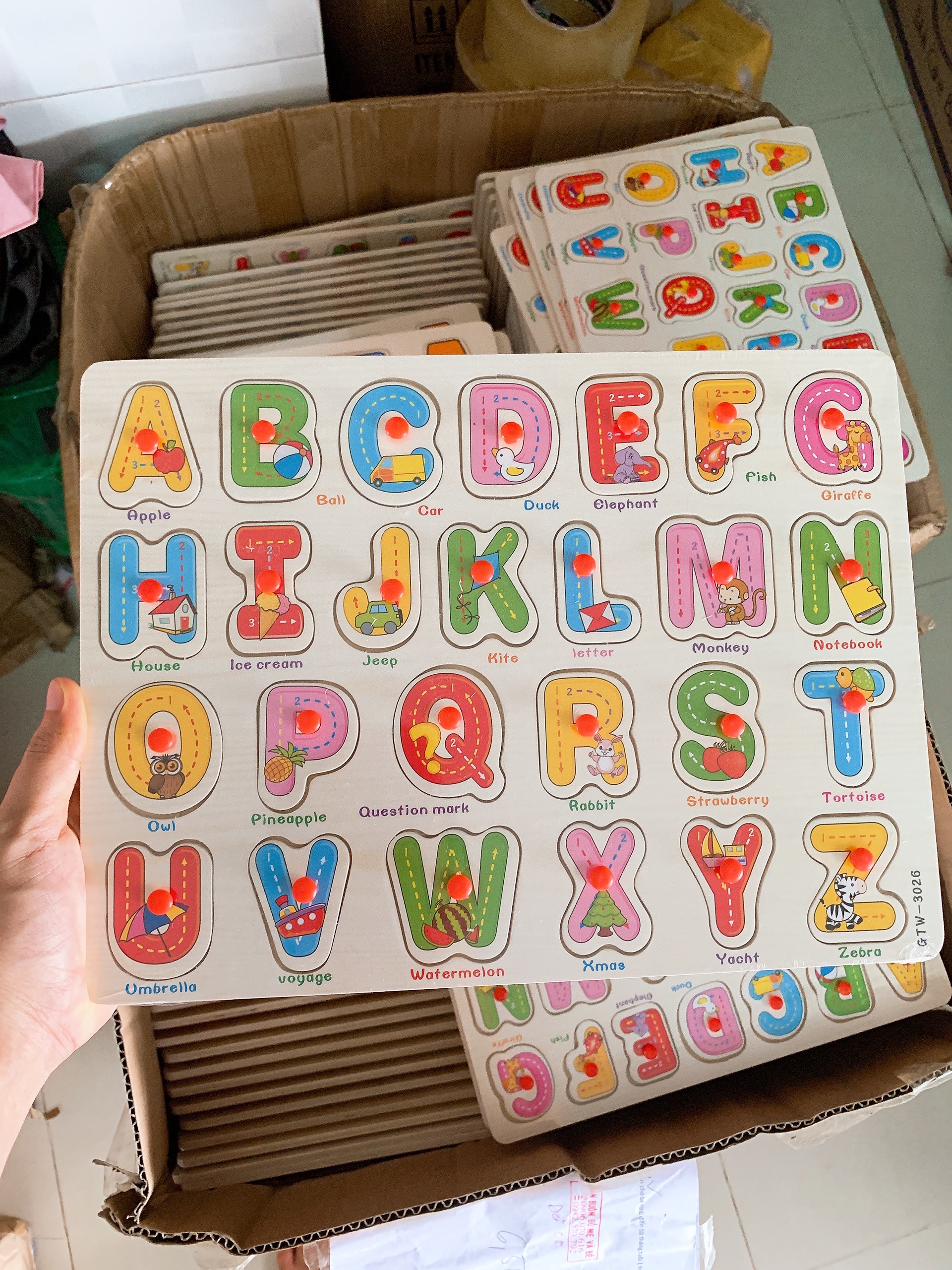 Combo 4 bảng đồ chơi ghép gỗ có núm cho bé nhiều chủ đề kích thước 20x30cm - Giao ngẫu nhiên