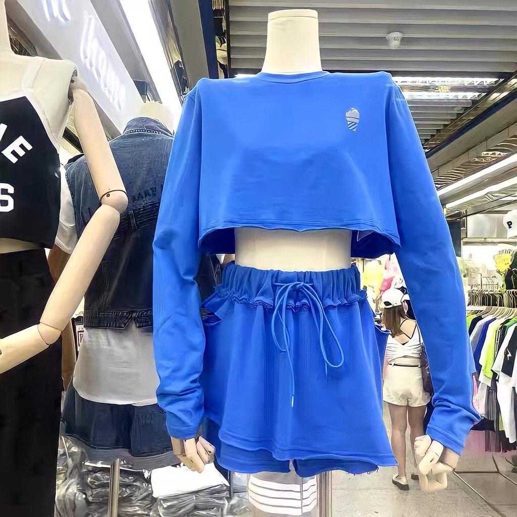 Bộ Áo Croptop Dài Tay In Hình Cây Kem Quần Váy Xanh Rách Có Lót Cạp Chun Siêu Xinh