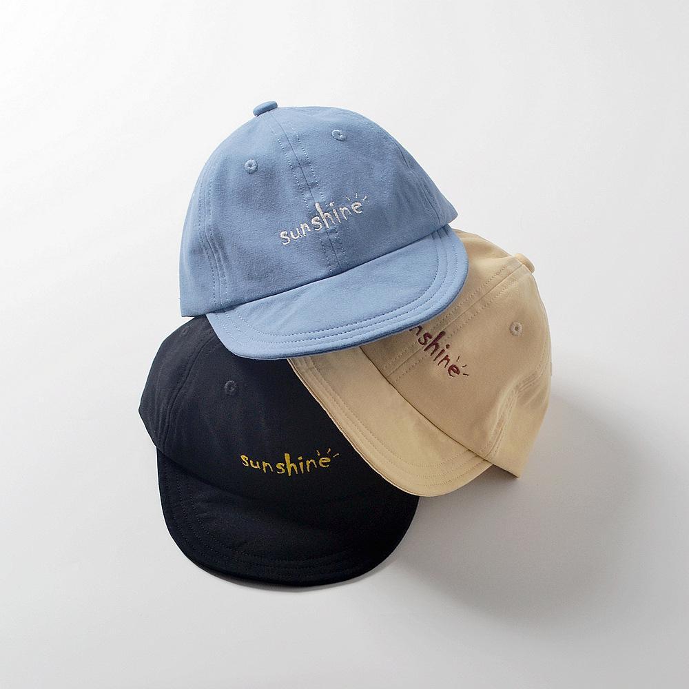 Mũ lưỡi trai bé trai