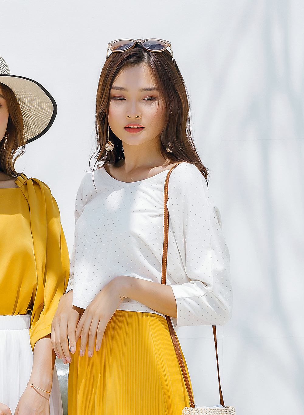 Áo Thun Cánh Dơi Chấm Bi