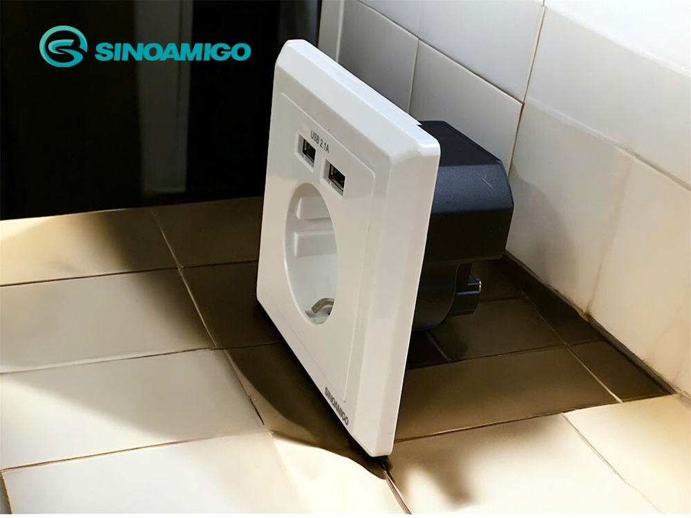 Ổ cắm điện Schuko (chuẩn Hàn Quốc) âm tường kèm 2 cổng sạc USB 5V-2.1A - Sinoamigo SW-1EUA  nhập khẩu chính hãng