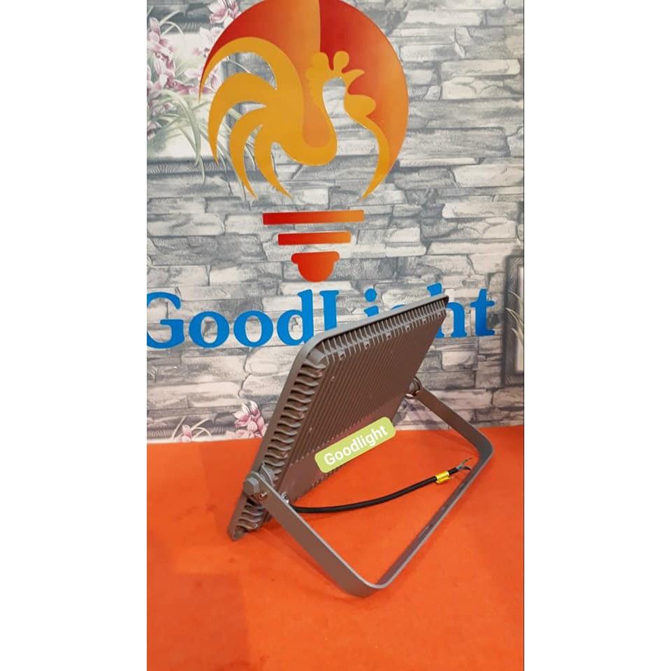 Đèn pha led tổ ong Goodlight cao cấp