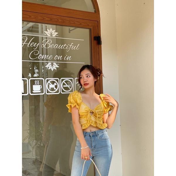 Áo croptop hoa quyến rũ 