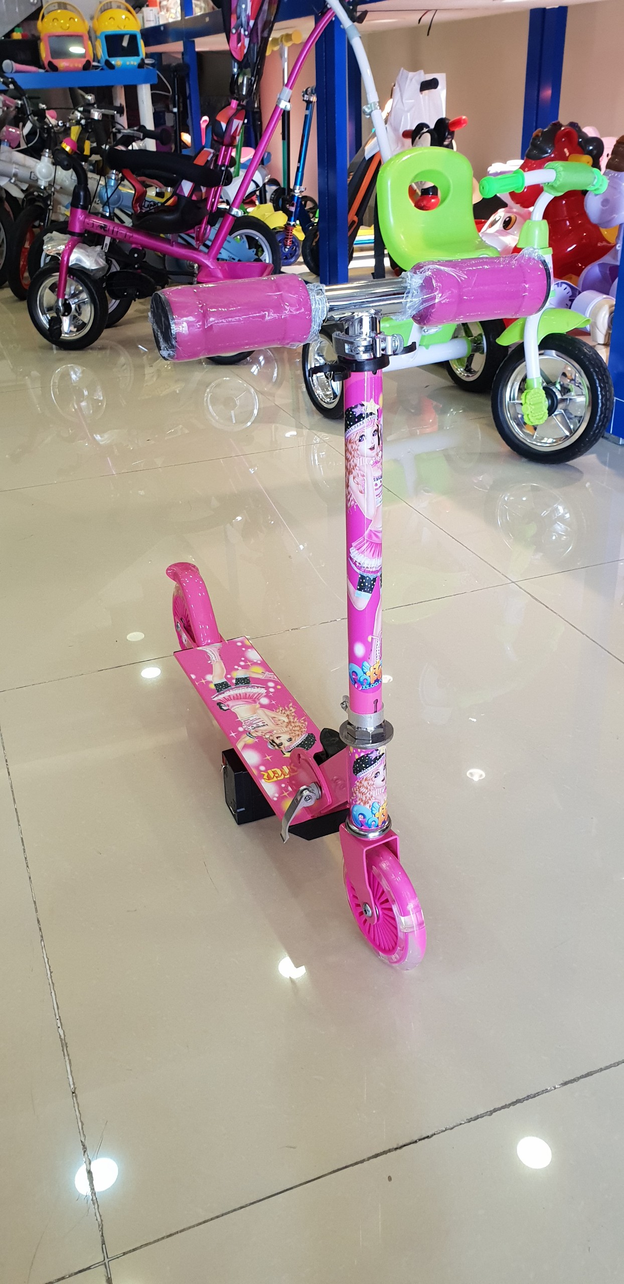 Xe trượt Scooter cho bé Broller S010 - Hồng