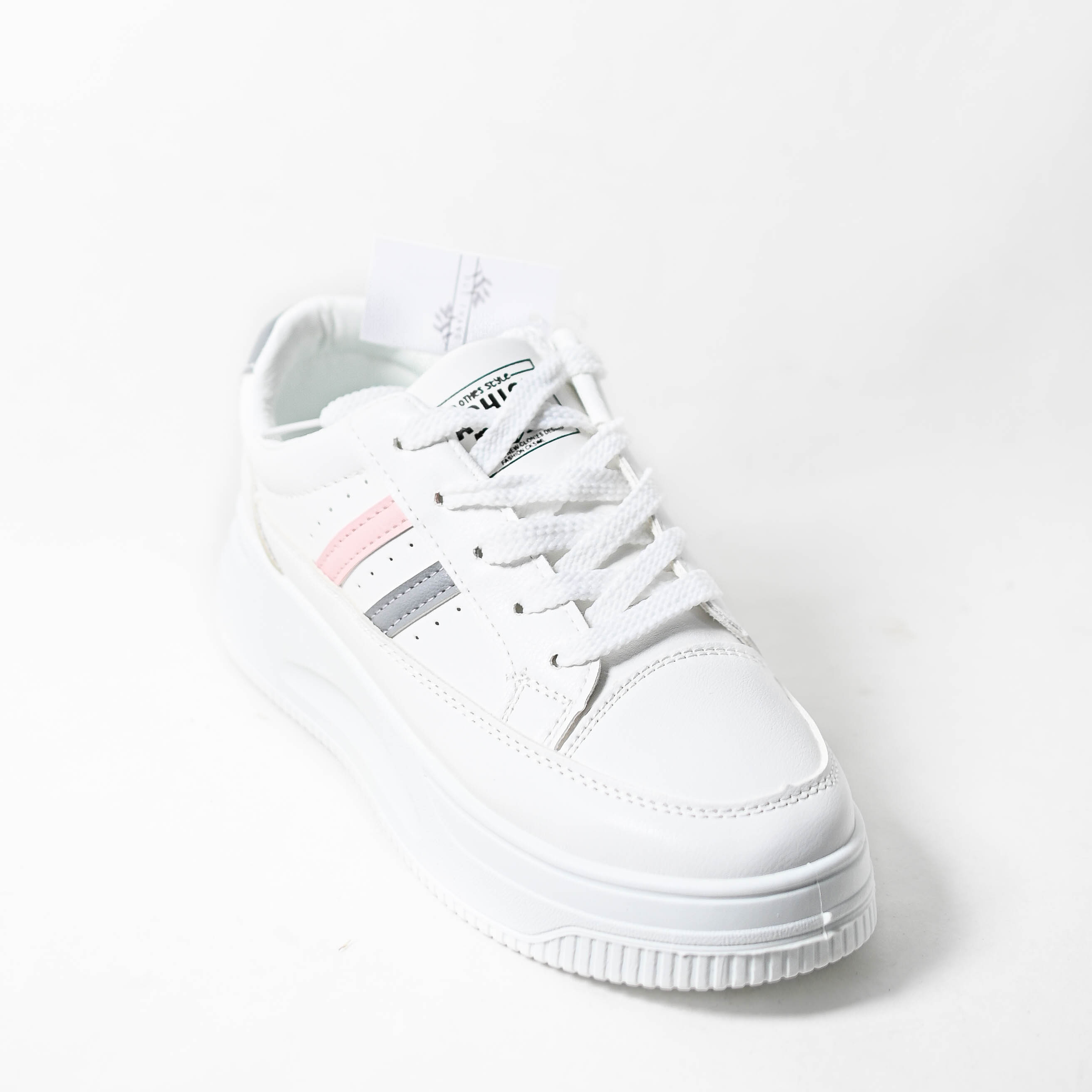 Giày thể thao nữ