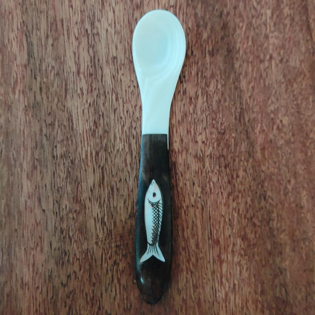 THÌA TRAI CÁN GỖ GÕ TỰ NHIÊN