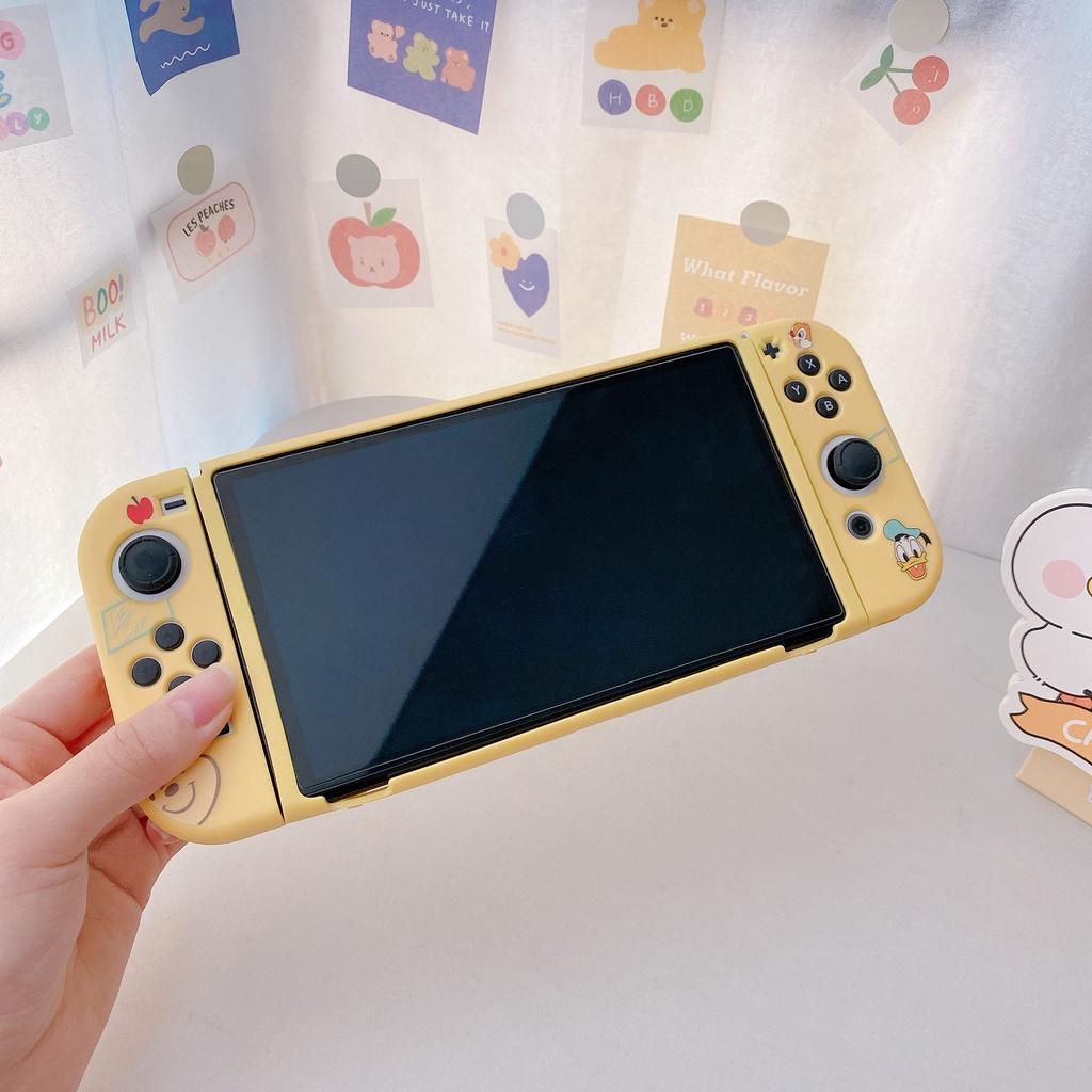 Vỏ Bọc Mềm Mại Hình Gấu Pooh Cho Tay Cầm Chơi Game Nintendo Switch V1 / V2 / OLED