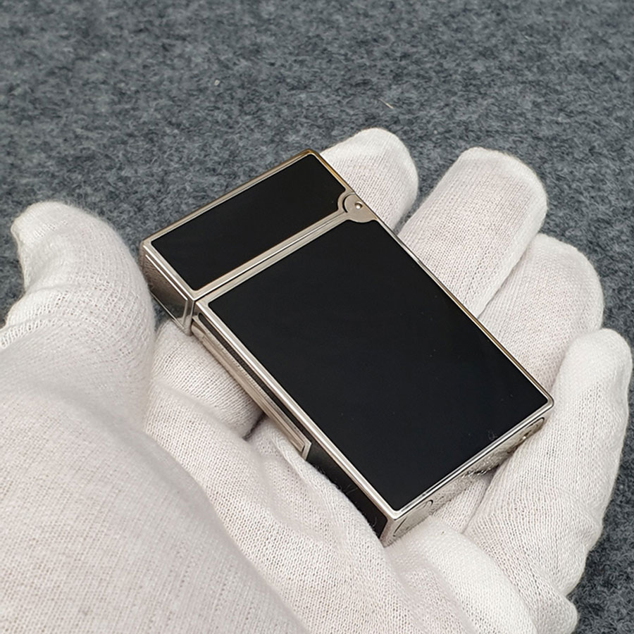 Combo Hộp Quẹt Bật Lửa Gas Đá D67 Sơn Mài Đen Họa Tiết Hình Ngôi Sao + Tặng Tai Nghe Bluetooth BT01 Kiểu Dáng Thể Thao