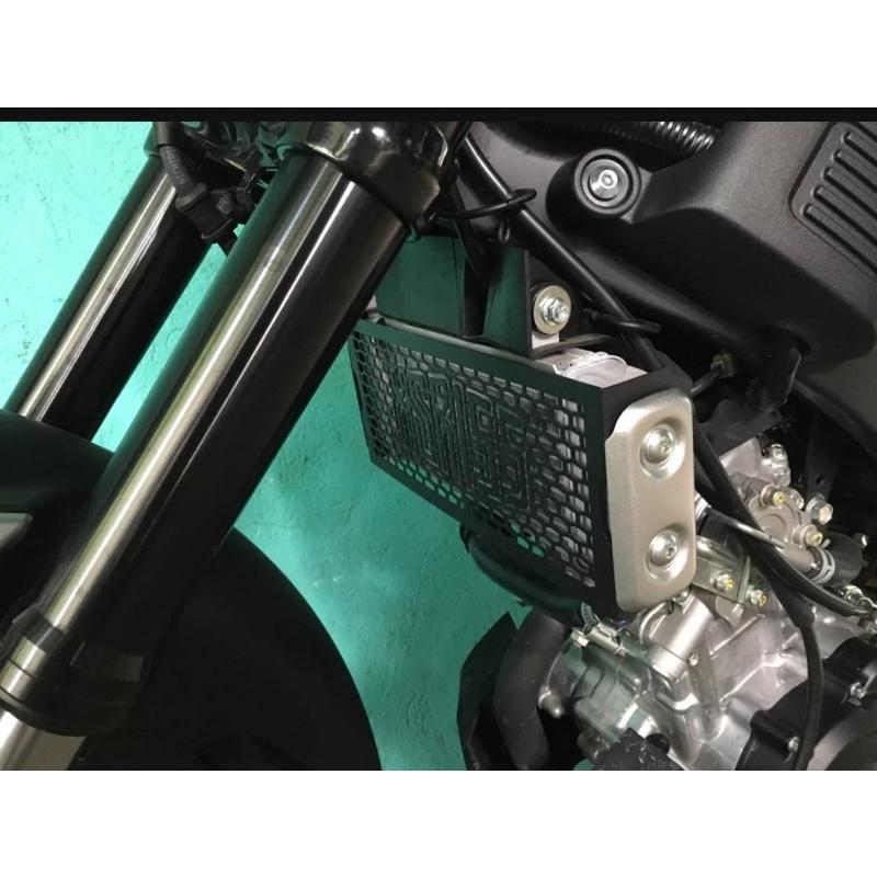 Bảo vệ két nước Yamaha XSR155 Inox