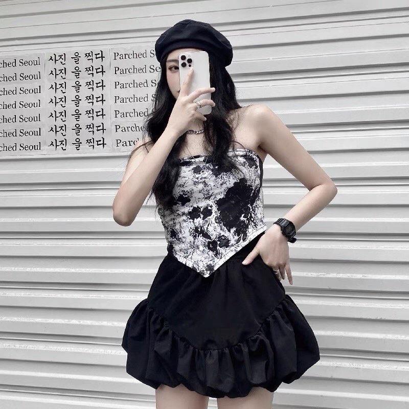 Áo 2 Dây Yếm Nữ Croptop Loang Hai Màu Đen Trắng Chất Len Tăm - BR23 - Black Rose