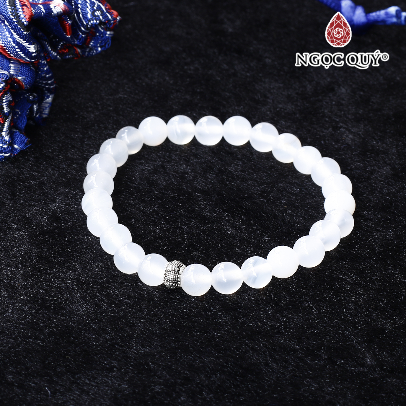 Vòng đá mã não trắng 6mm phối charm bạc mệnh thủy kim - Ngọc Quý Gemstones