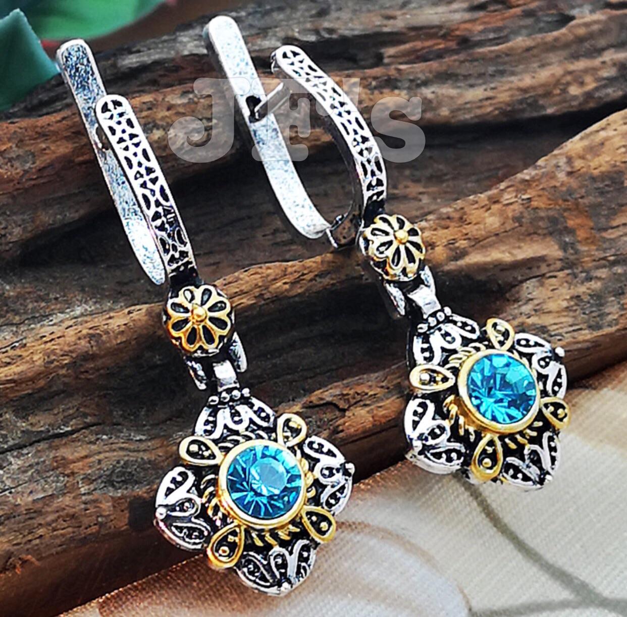 Hoa tai nữ - phong cách thời trang retro, bông tai nữ kiểu thả