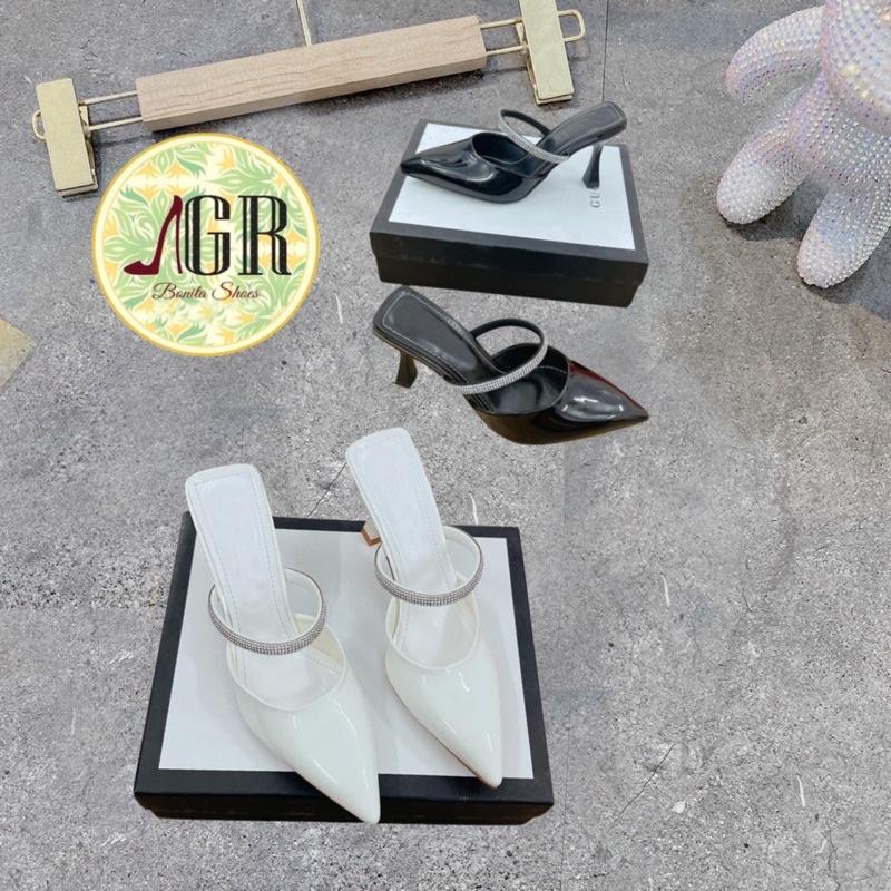 Guốc mũi nhọn da bóng phối quai dây đá