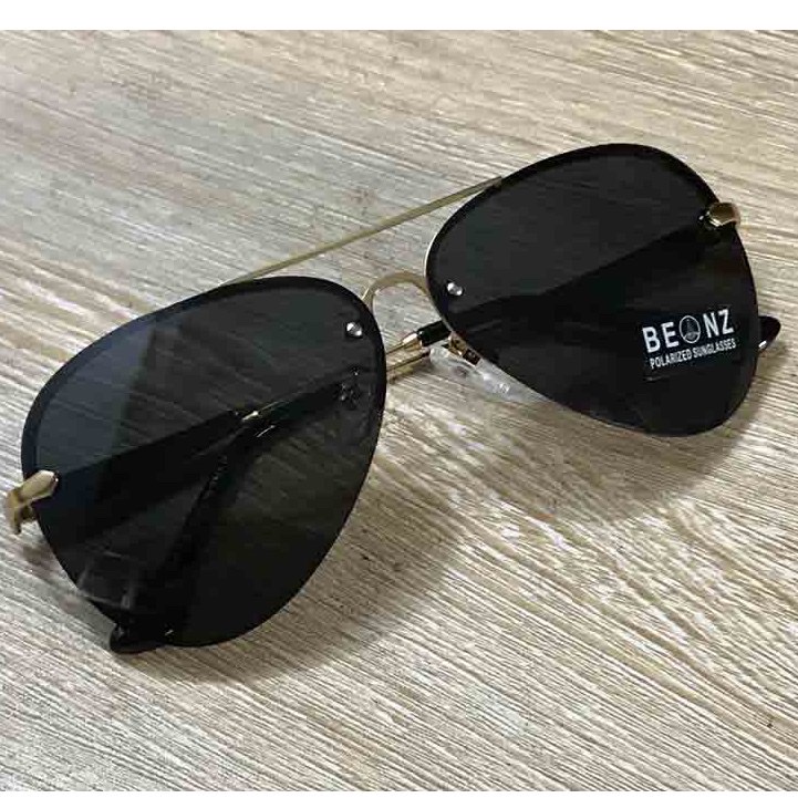 Kính mát thời trang nam nữ cao cấp , phong cách Châu Âu ,chống tia UV ,chống chói lóa ,kiểu dáng hiện đại ,sang trọng