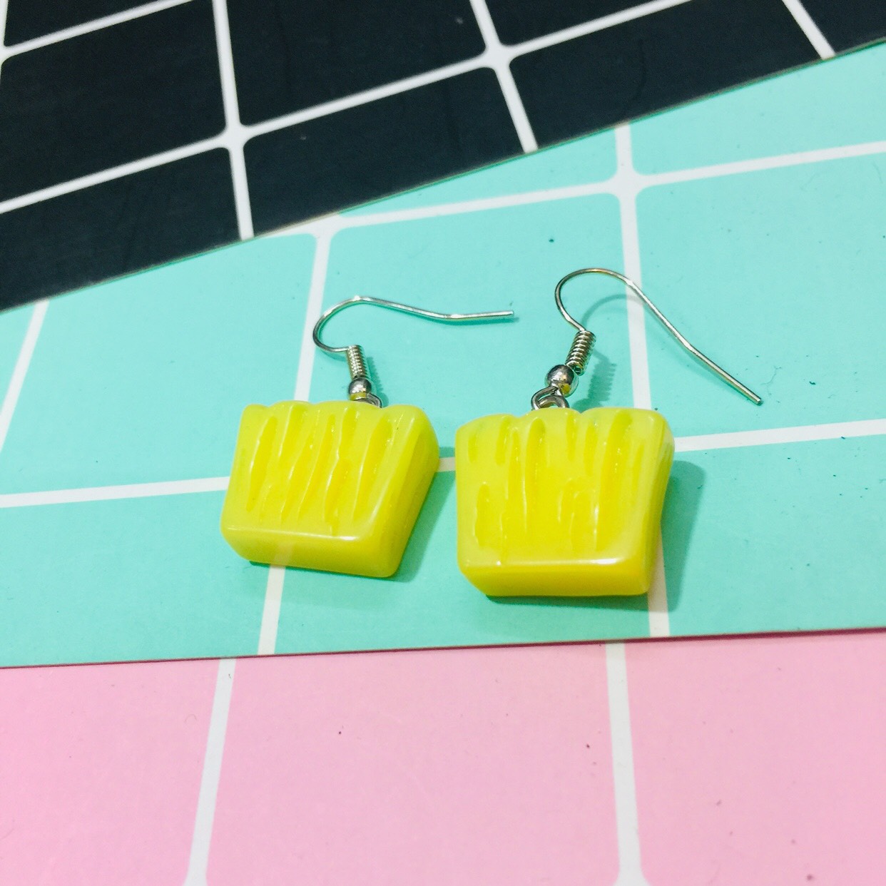 Khuyên tai hình hoa quả cute COMBO 2 đôi khác nhau ngẫu nhiên