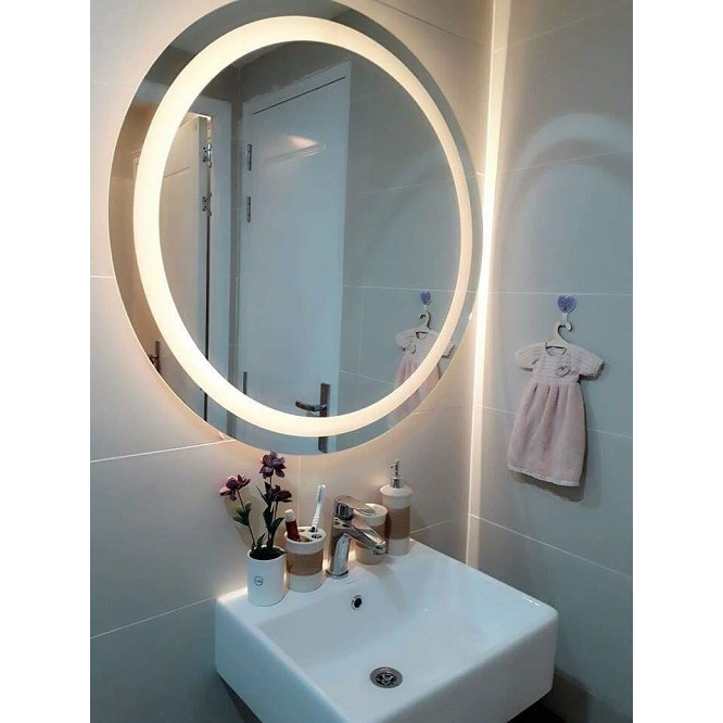 Gương tròn đèn LED viền trong