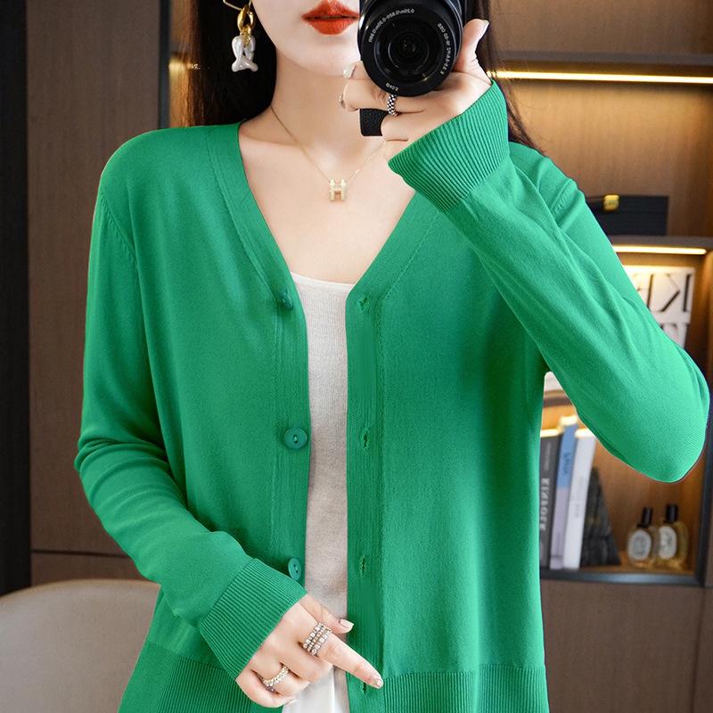 Áo len Cardigan nữ lụa băng mã HTA0434 - M08 Đen