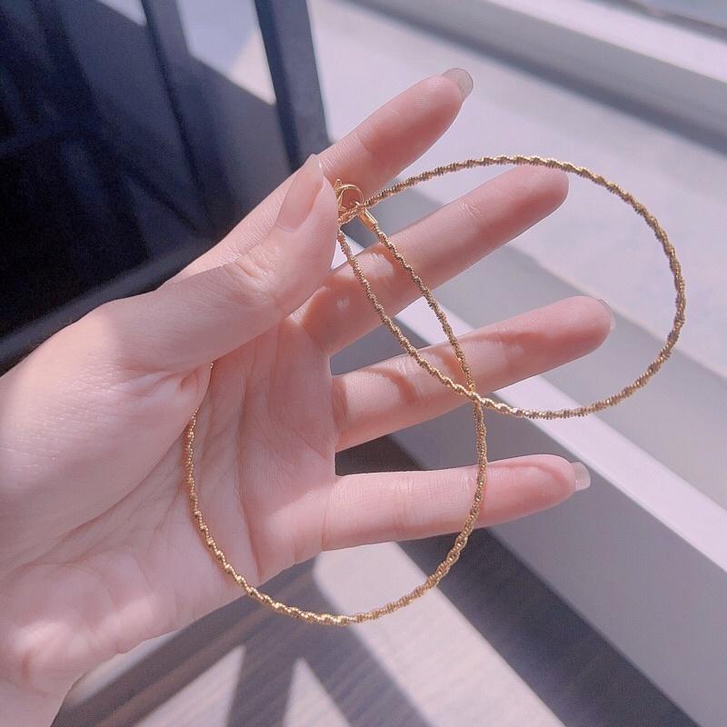 Dây chuyền kiềng cổ mềm bền màu