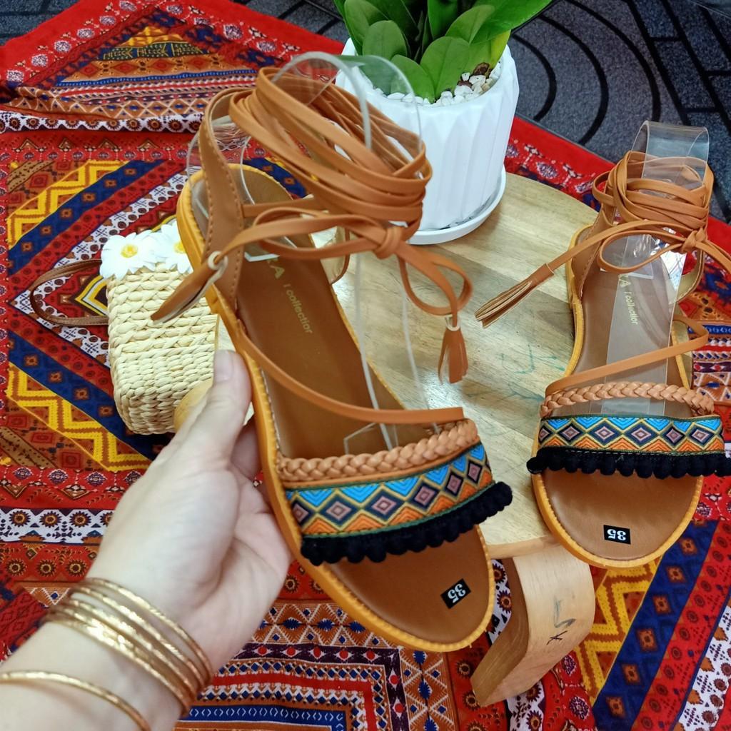 Giày sandal thổ cẩm cột dây tua rua phong cách vintage