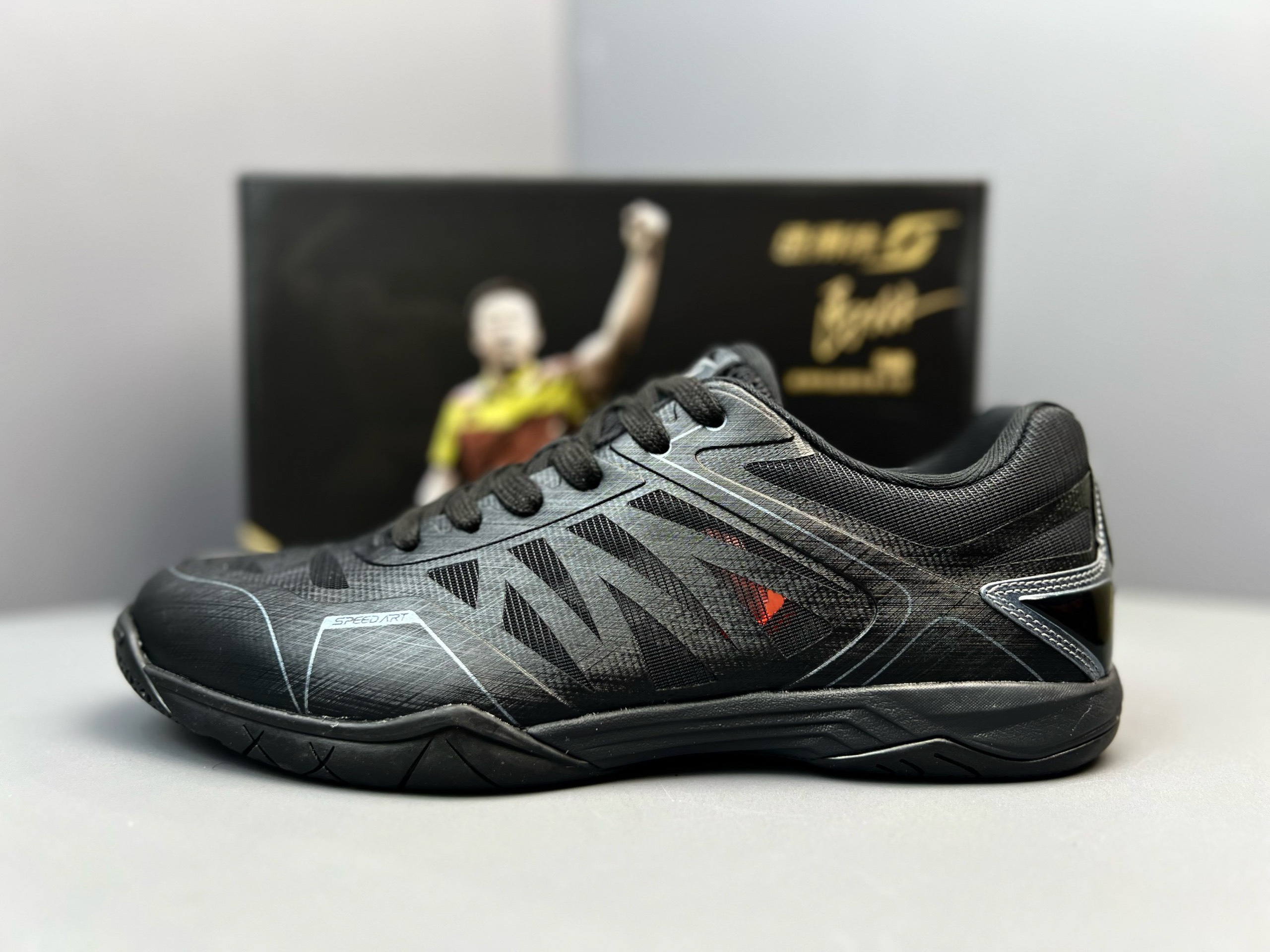 Giày Bóng Bàn Speed Art 28013 Trắng Xanh Mint - Khoáng Khí Tối Đa, Êm Ái, Di Chuyển Linh Hoạt, SIêu Bền Bỉ