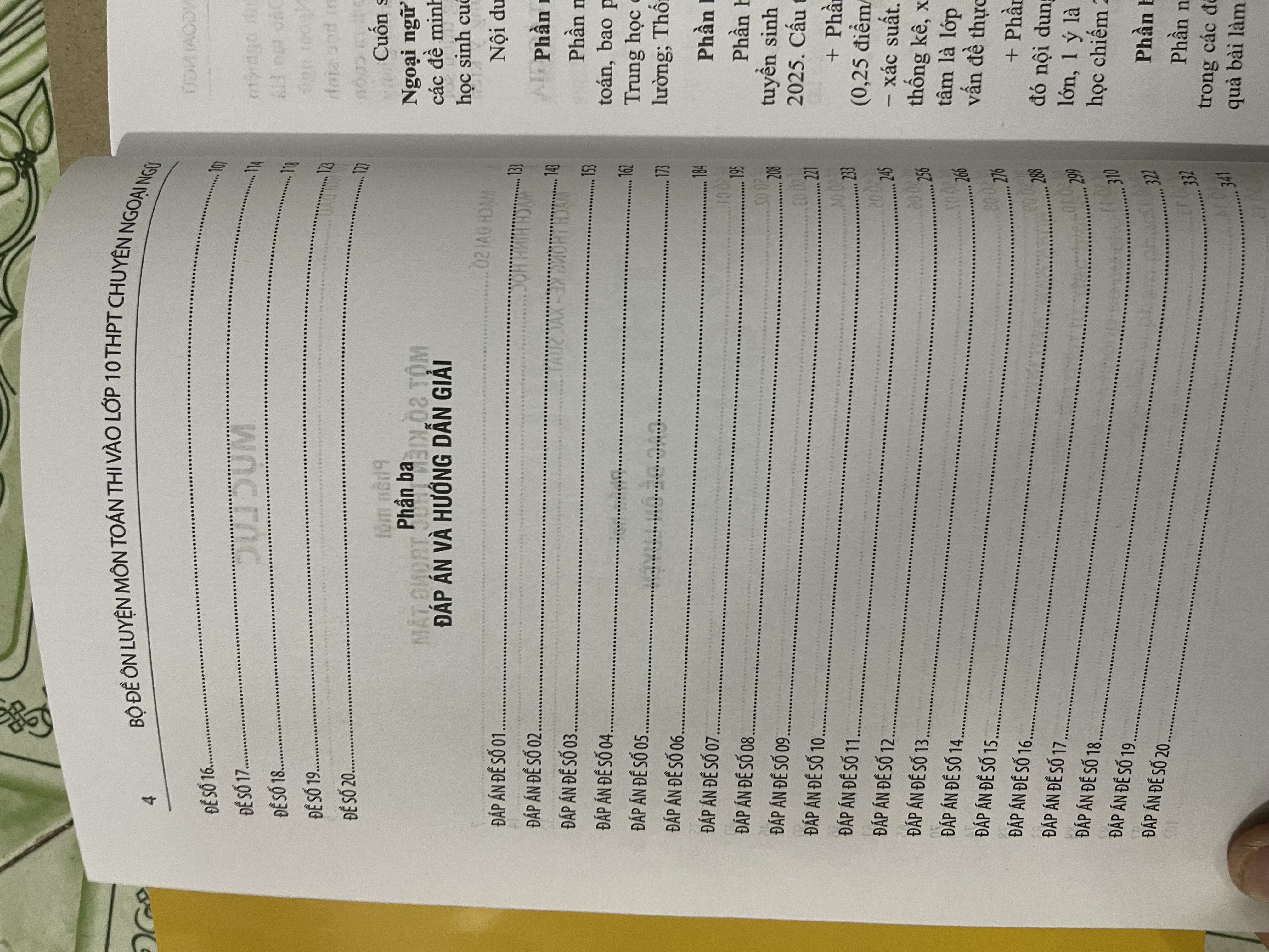 Sách - Bộ đề ôn luyện thi vào lớp 10 THPt chuyên ngoại ngữ môn Toán