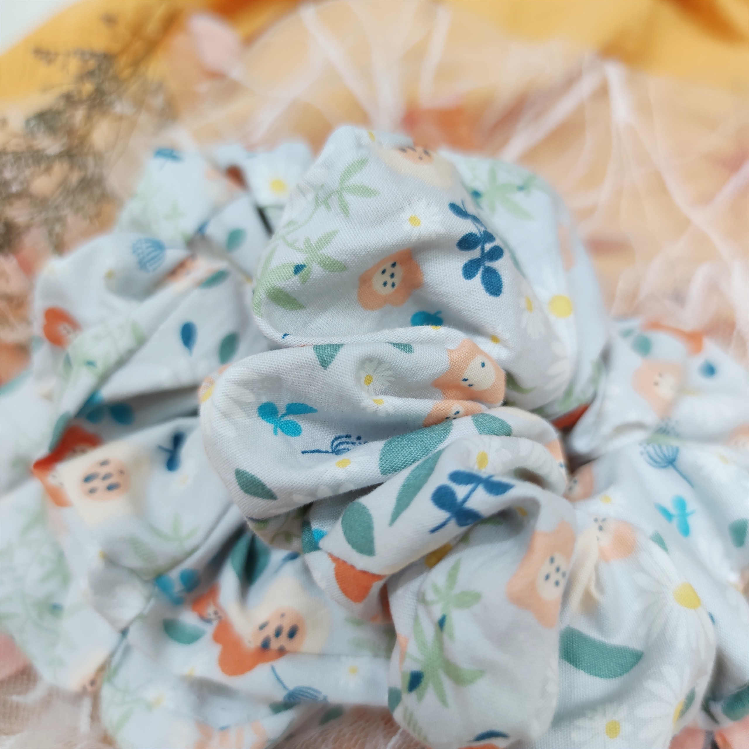 Scrunchies vải hoa - Dây cột tóc vải hoạ tiết hoa cỏ