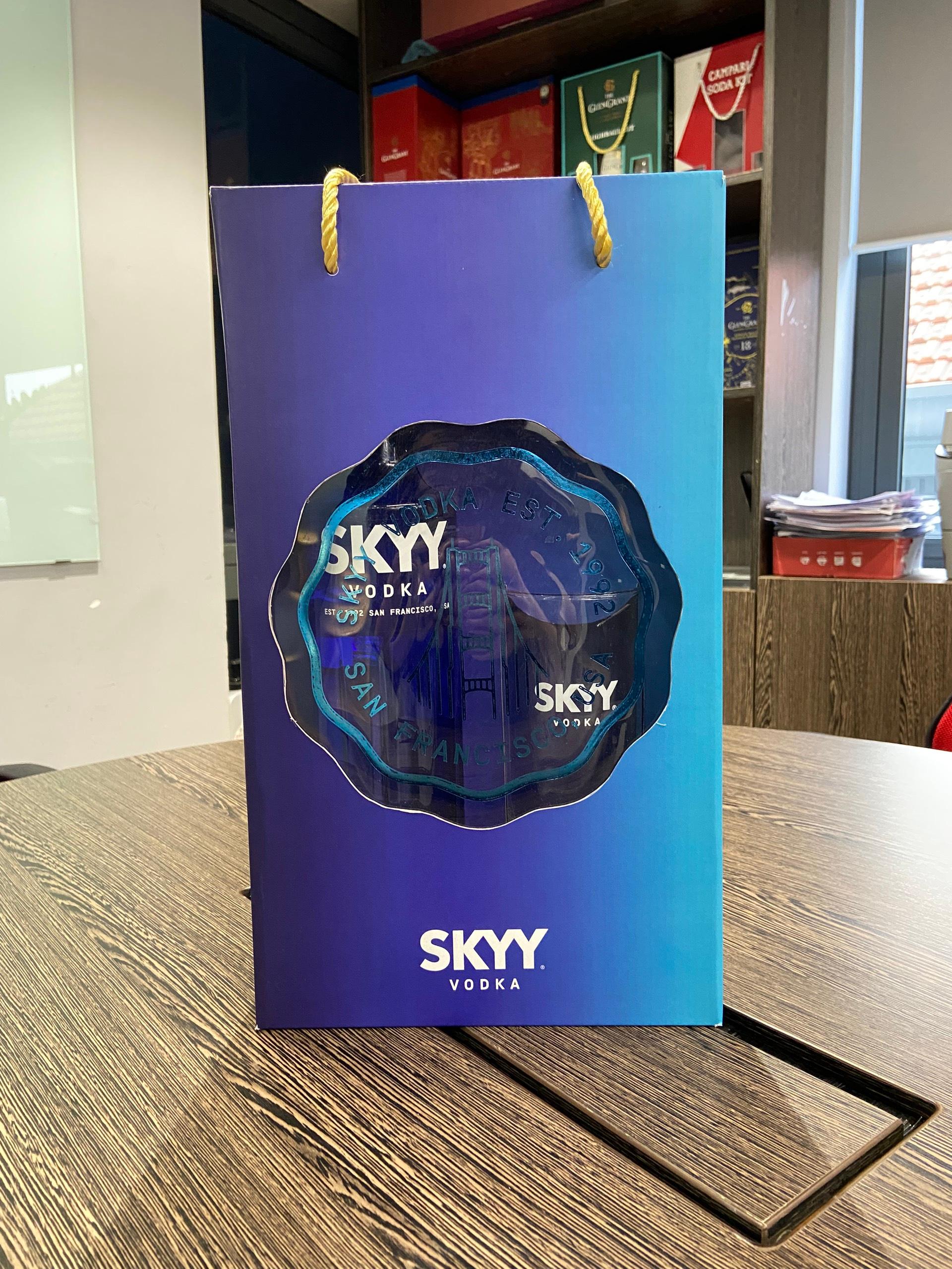 Set rượu Skyy Vodka 40% 1x0.7L