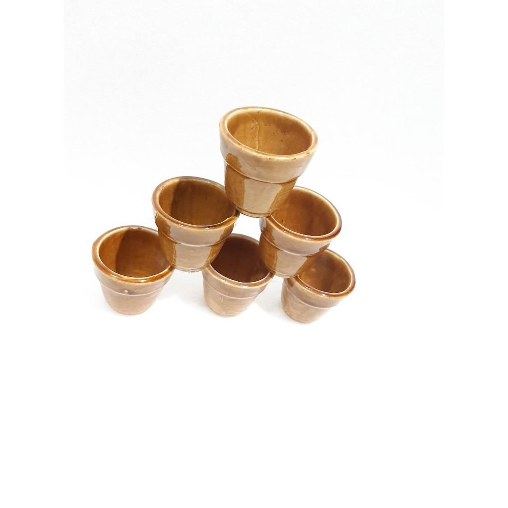 30 tách cafe nâu nhỏ lòng nâu